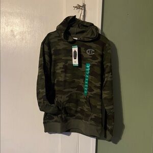 Champion Youth  kids Camouflage X-Large Green Unisex Boys & Girls Hoodie
